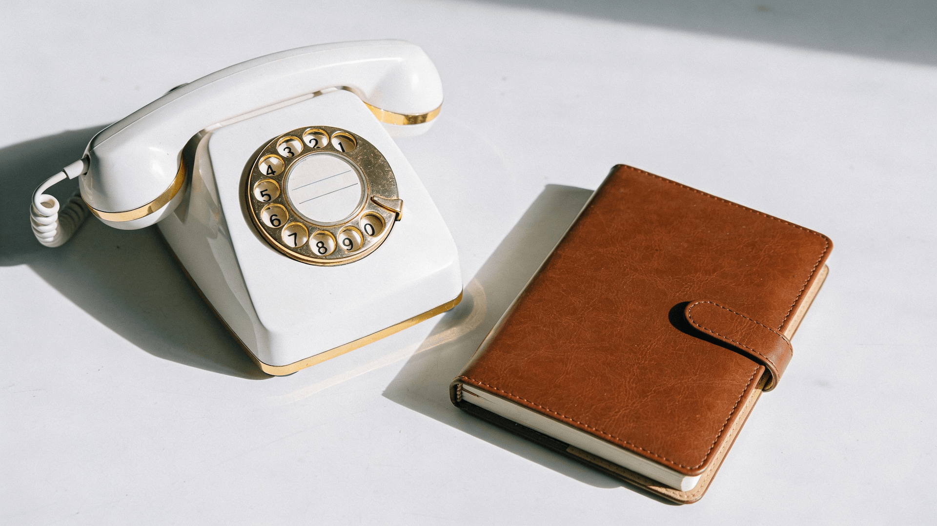 Contact page get in touch javi nam se